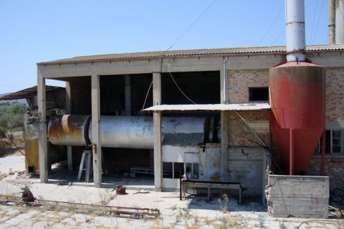oil factory crete