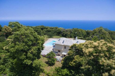 villa-with-sea-view-in-greece