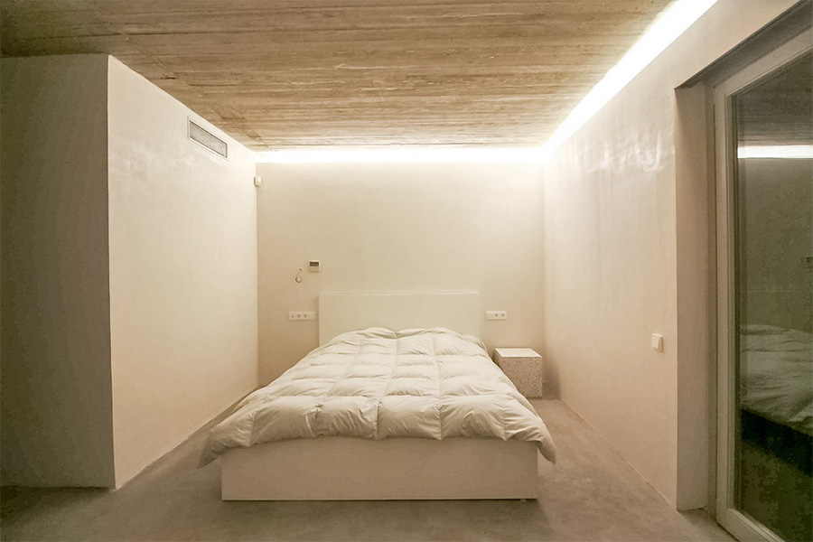 11 image - Bedroom