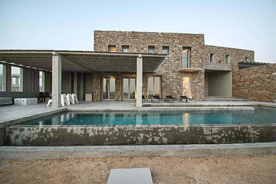 21 image - Pool and villa