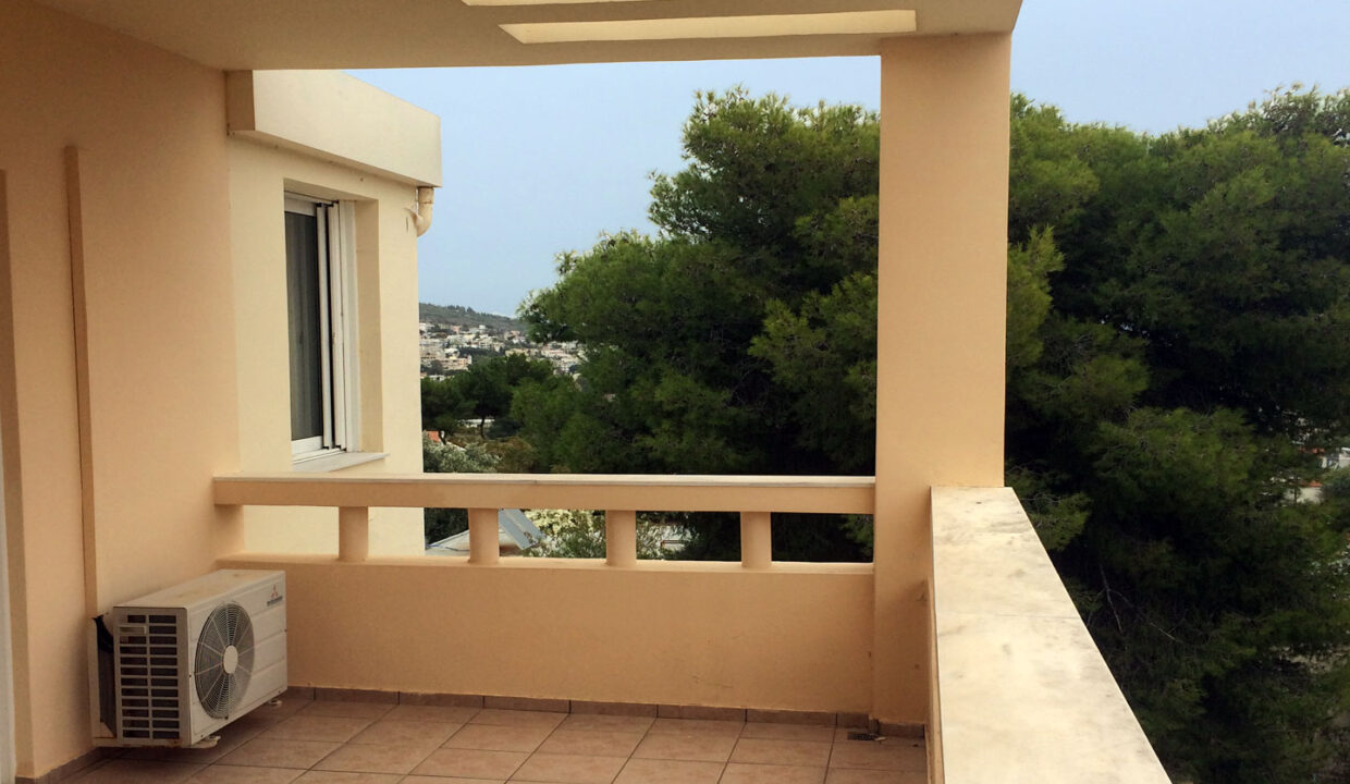 13 balcony-3