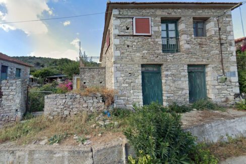 For sale old stone house in Peloponnese ideal for Golden visa