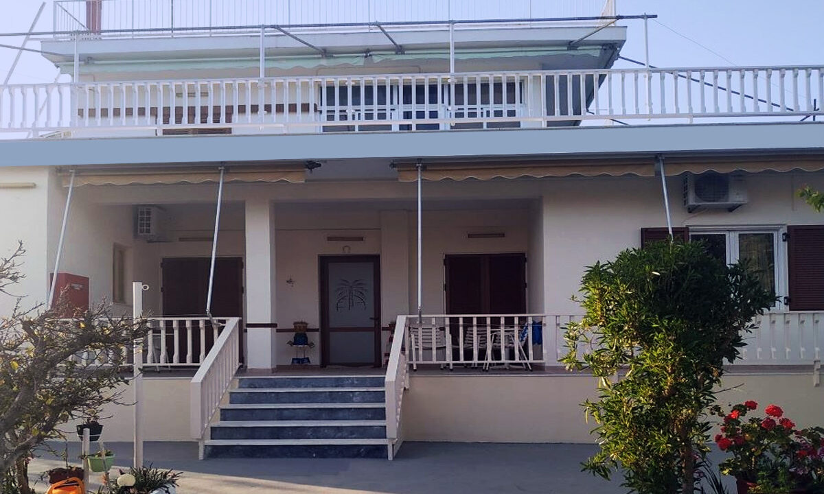 Apartment Complex and House Business in Aegina